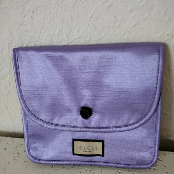 Gucci Beauty Pouch - Picture 16 of 16